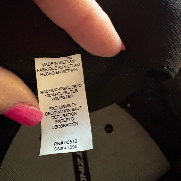 Under Armour Charcoal Gray Hat - Picture 4 of 5